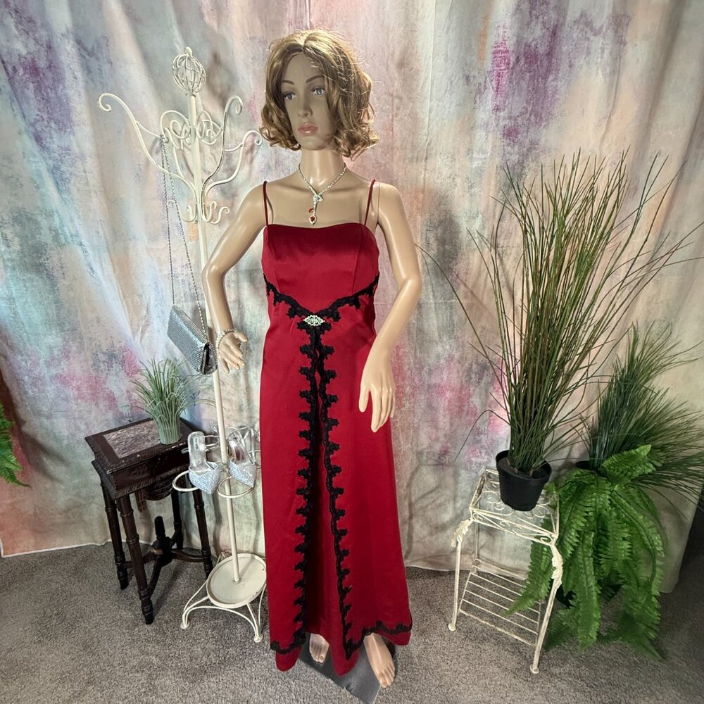 πAlexia Designs Gothic Style Red Satin Prom - Formal Dress w/ Black Lace Trim